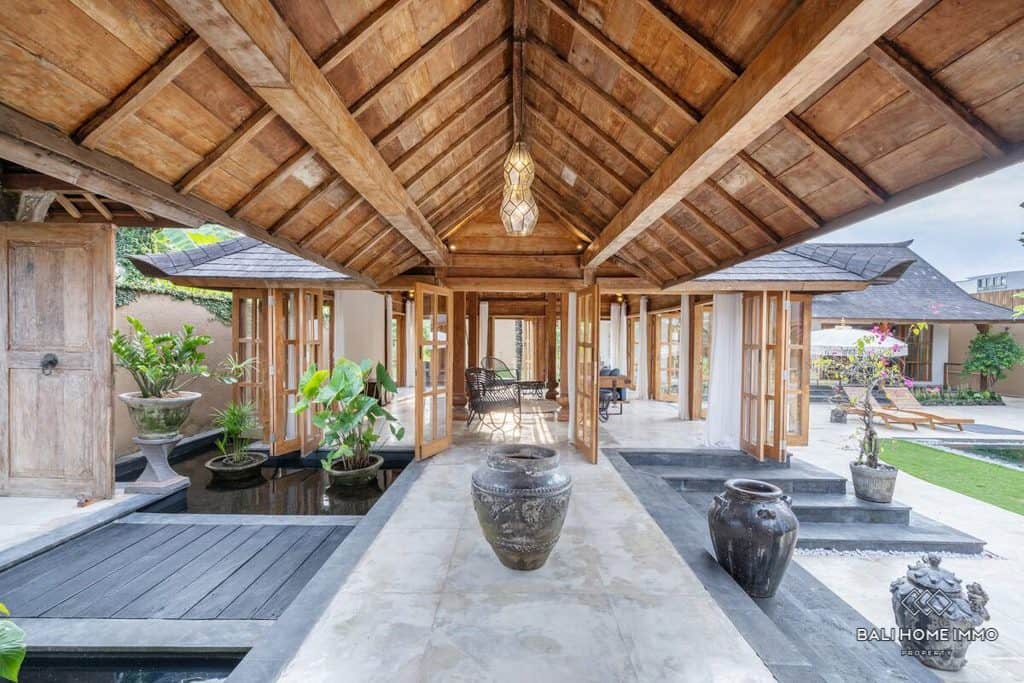 Spacious 4 Bedroom Villa for sale in Bali Tumbak Bayuh