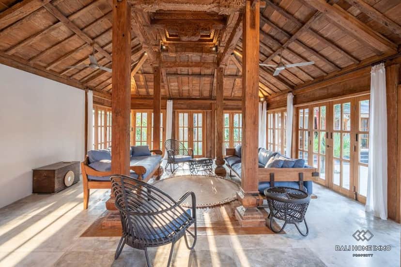 4-bedroom leasehold villa in Pererenan — photo 2 of 5