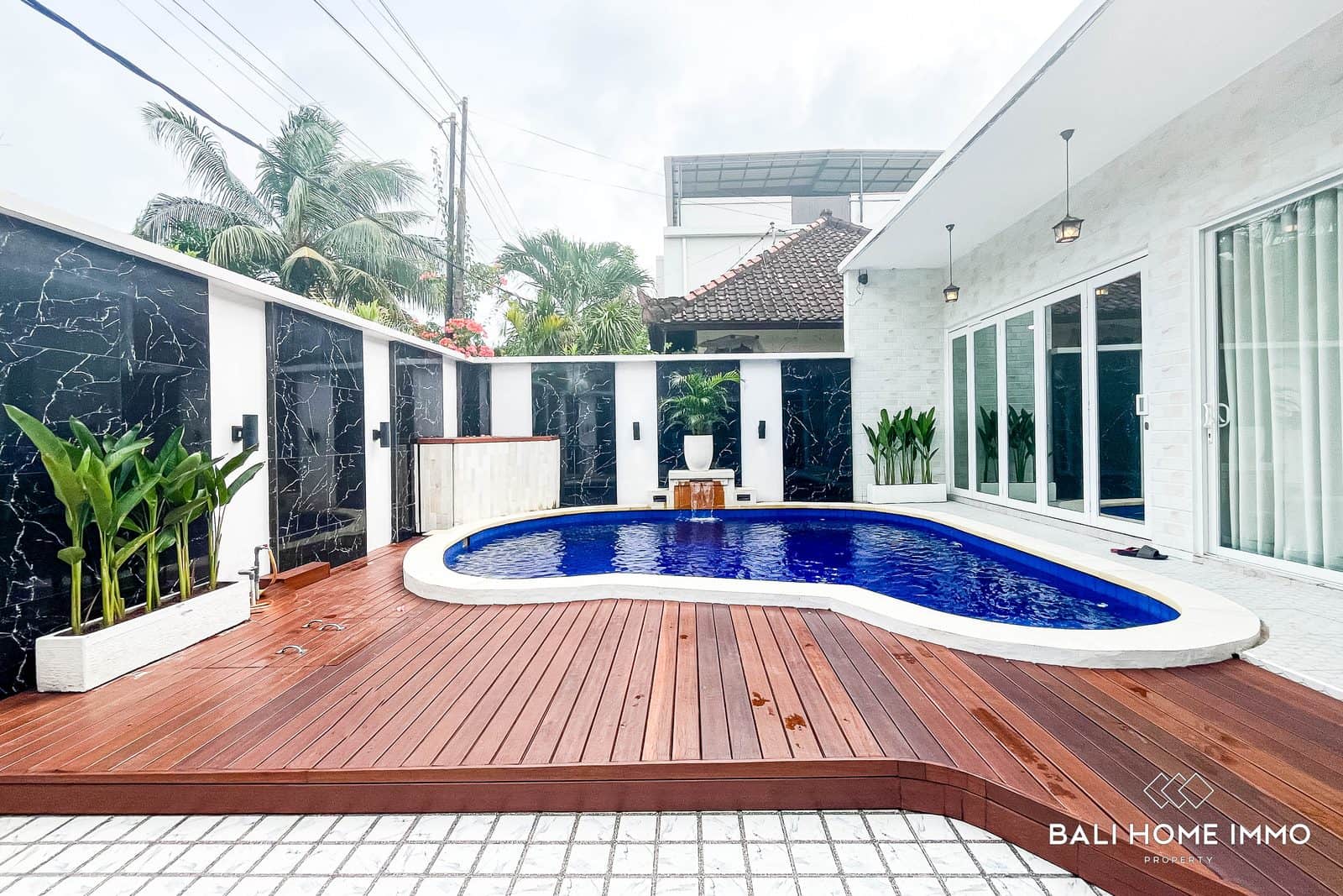 1-bedroom freehold villa in Ungasan — photo 2 of 5
