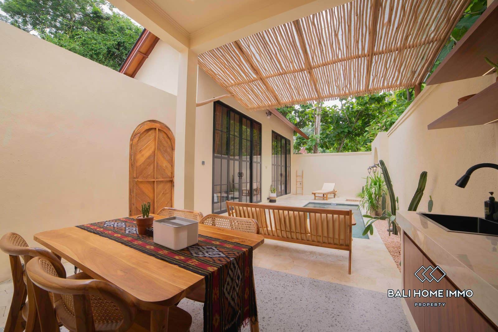 4-bedroom freehold villa in Uluwatu — photo 4 of 5