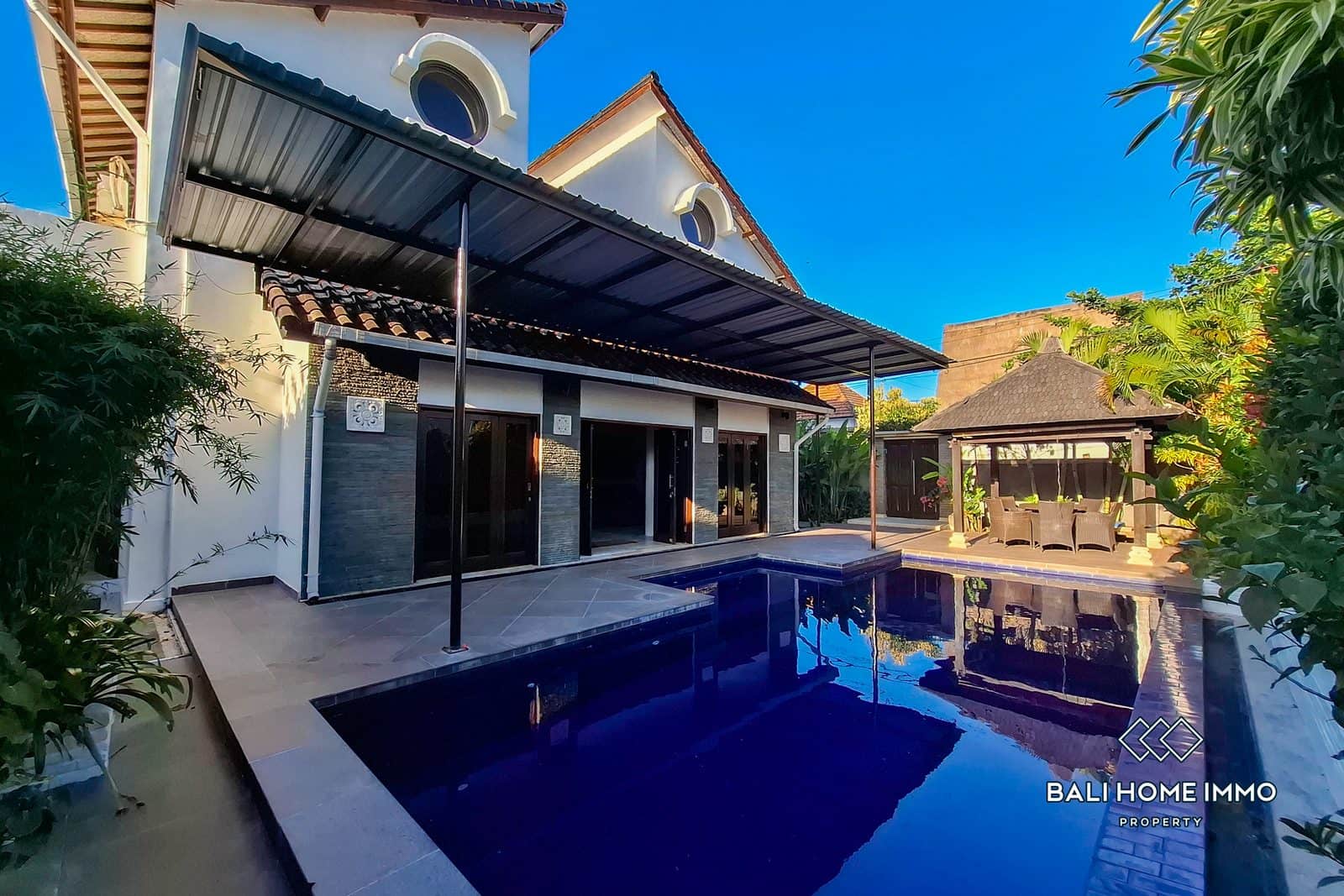 Newly Renovated 6 Bedroom Villa for Sale in Jimbaran