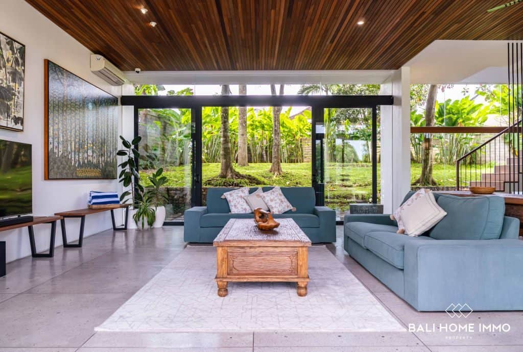 4-bedroom freehold villa in Tabanan — photo 3 of 5