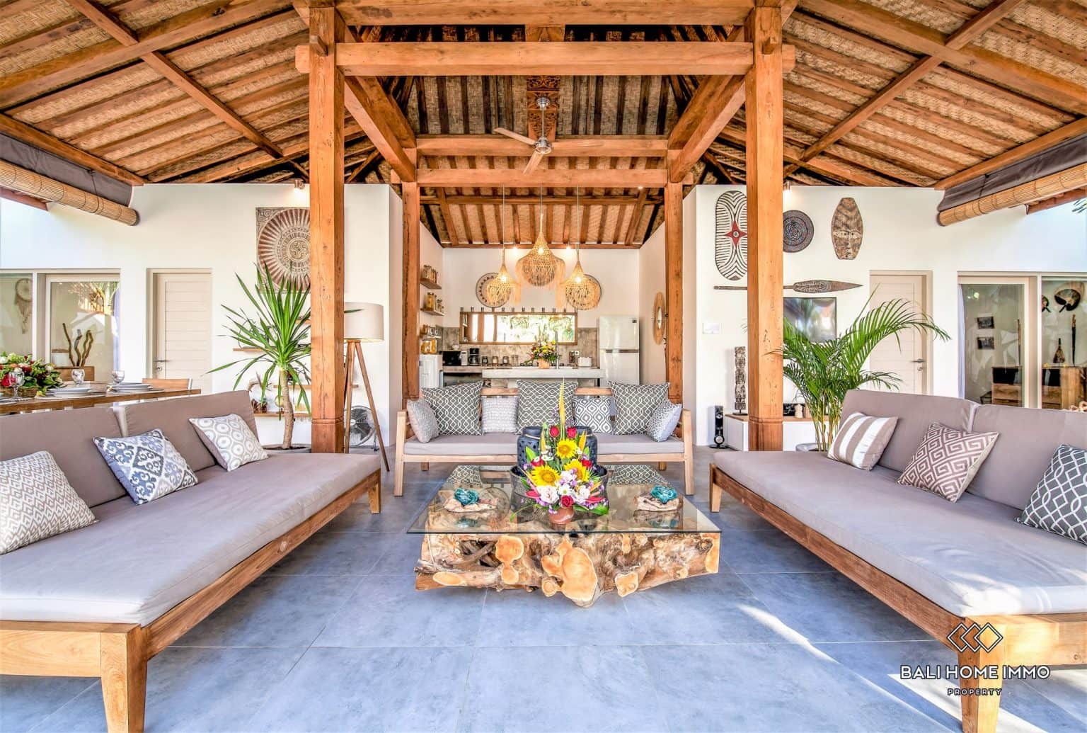5-bedroom leasehold villa in Seminyak — photo 3 of 5