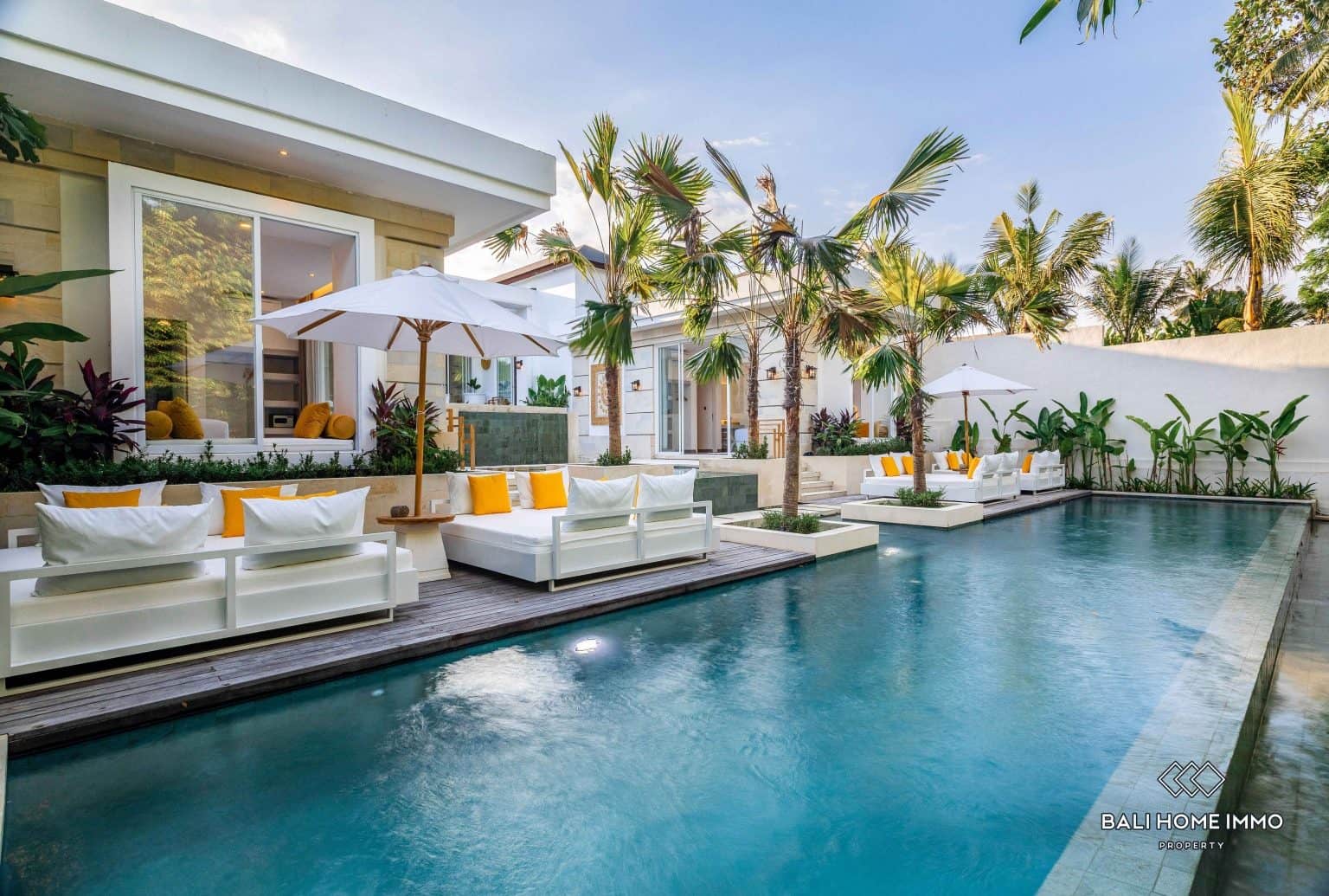 5 bedroom luxurious villa with jungle view for sale leasehold in Ubud - RF8966B