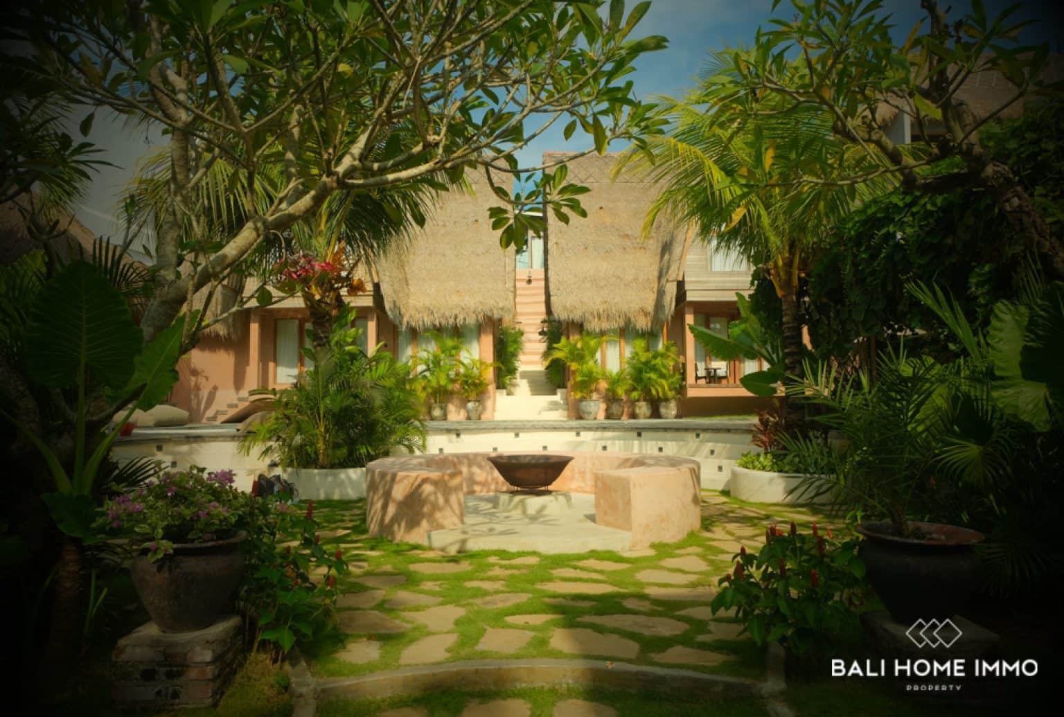 Premium 8 Bedroom Bingin Boutique Villa for Sale Leasehold - High Proven Rental Investment