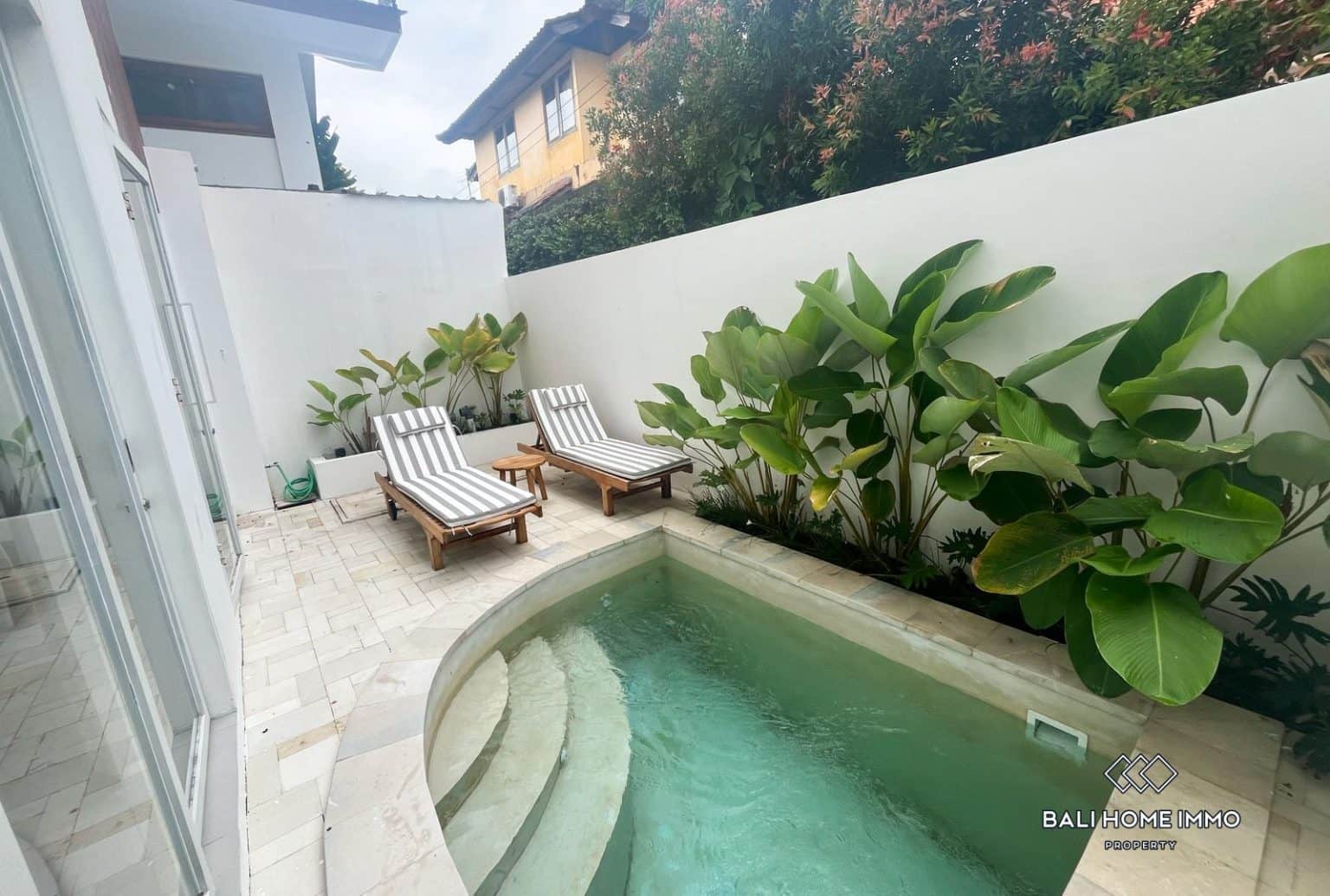 2 bedroom modern villa in a complex for sale leasehold near Cemagi Beach