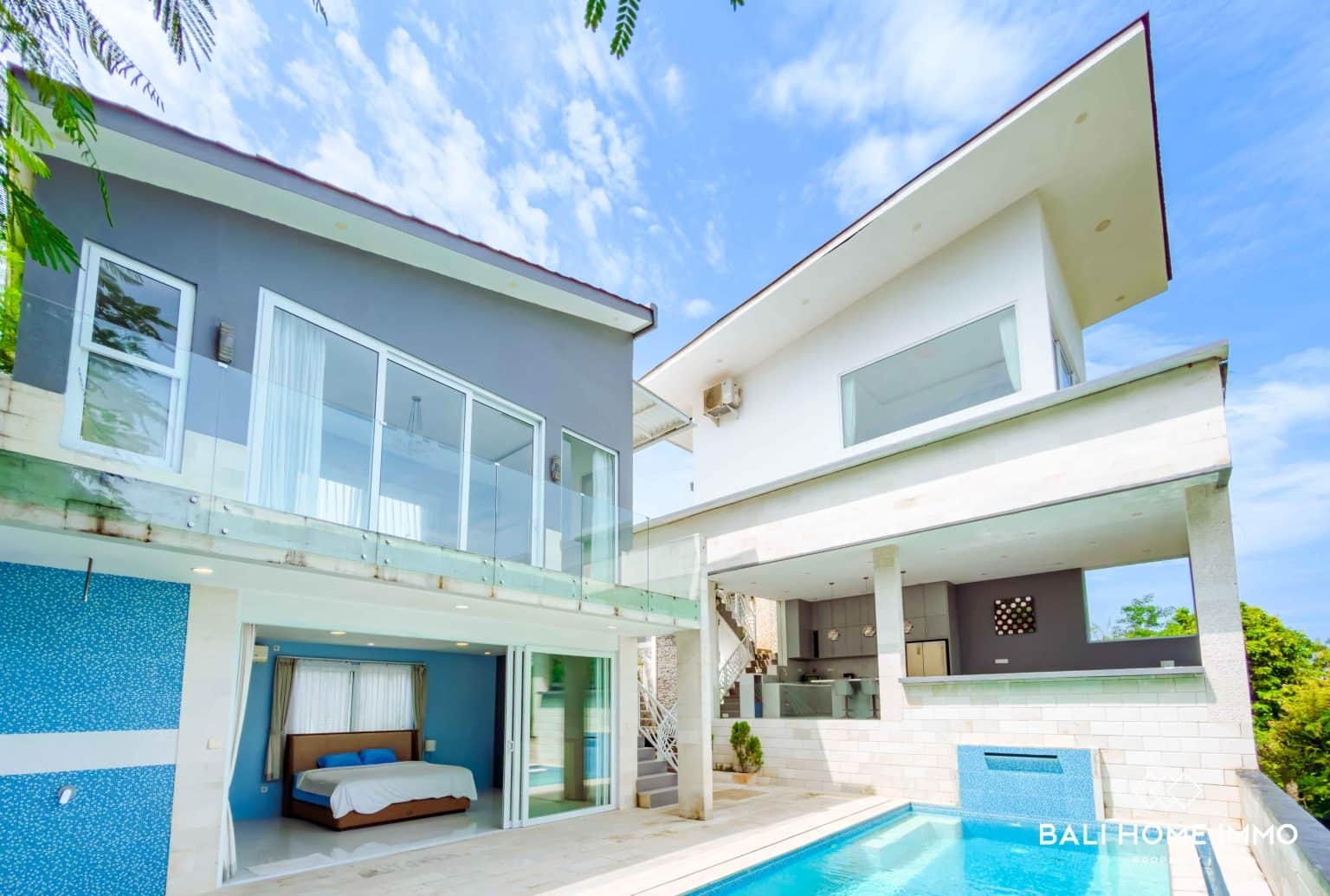 Cozy 3 Bedroom Ocean View Villa for Sale in Jimbaran