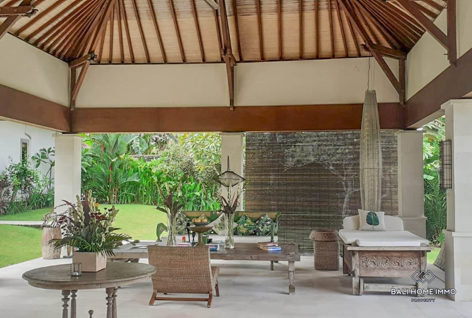 5-bedroom freehold villa in Canggu — photo 3 of 5