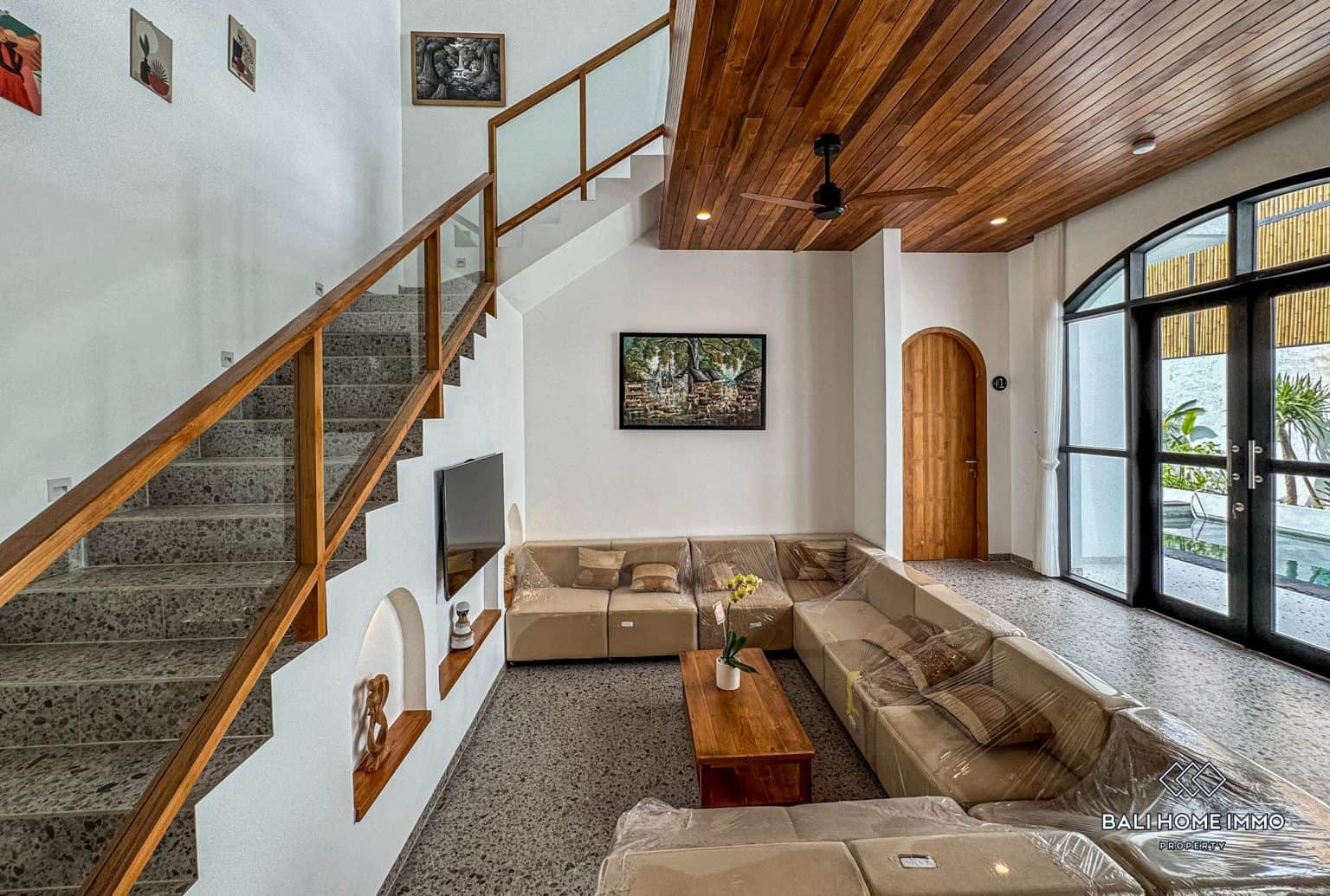 7-bedroom freehold villa in Canggu — photo 4 of 5