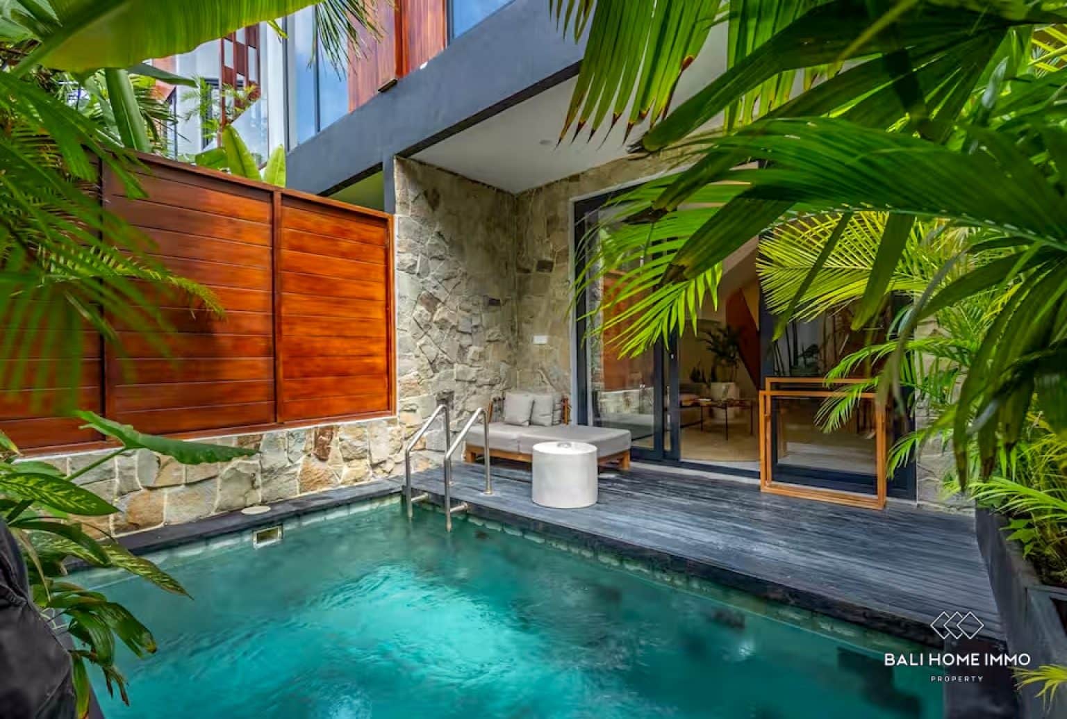 Near beach 2 bedrooms villa in a complex for sale in Bali Canggu Berawa