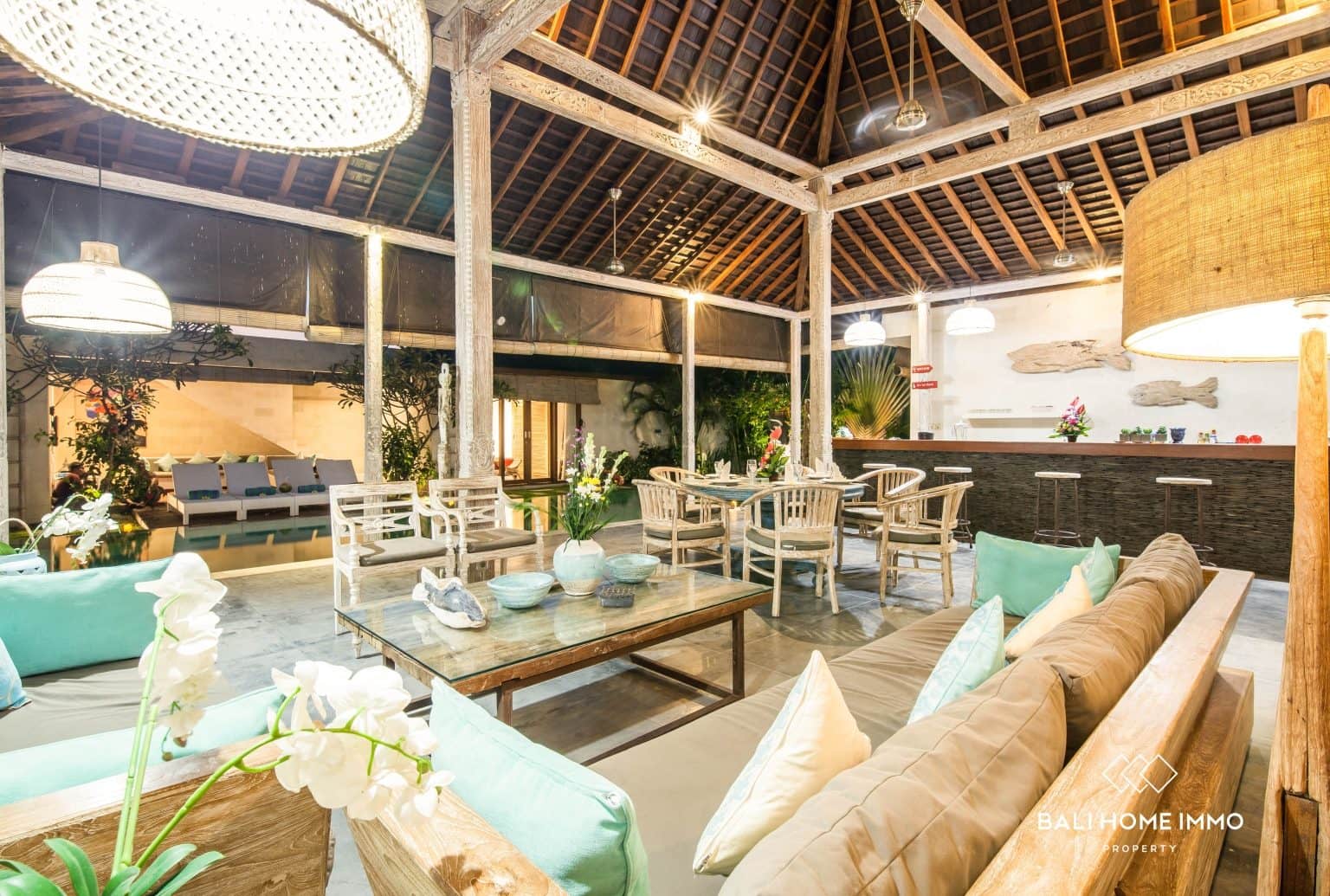 4-bedroom leasehold villa in Canggu — photo 3 of 5
