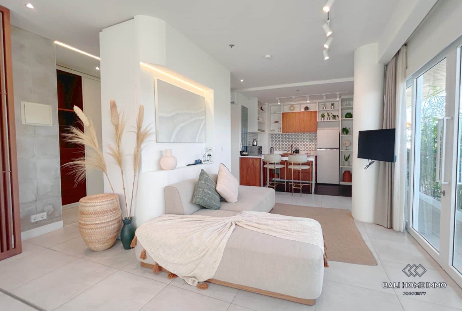 Modern 1 Bedroom Apartment for Sale Leasehold in Bali Berawa