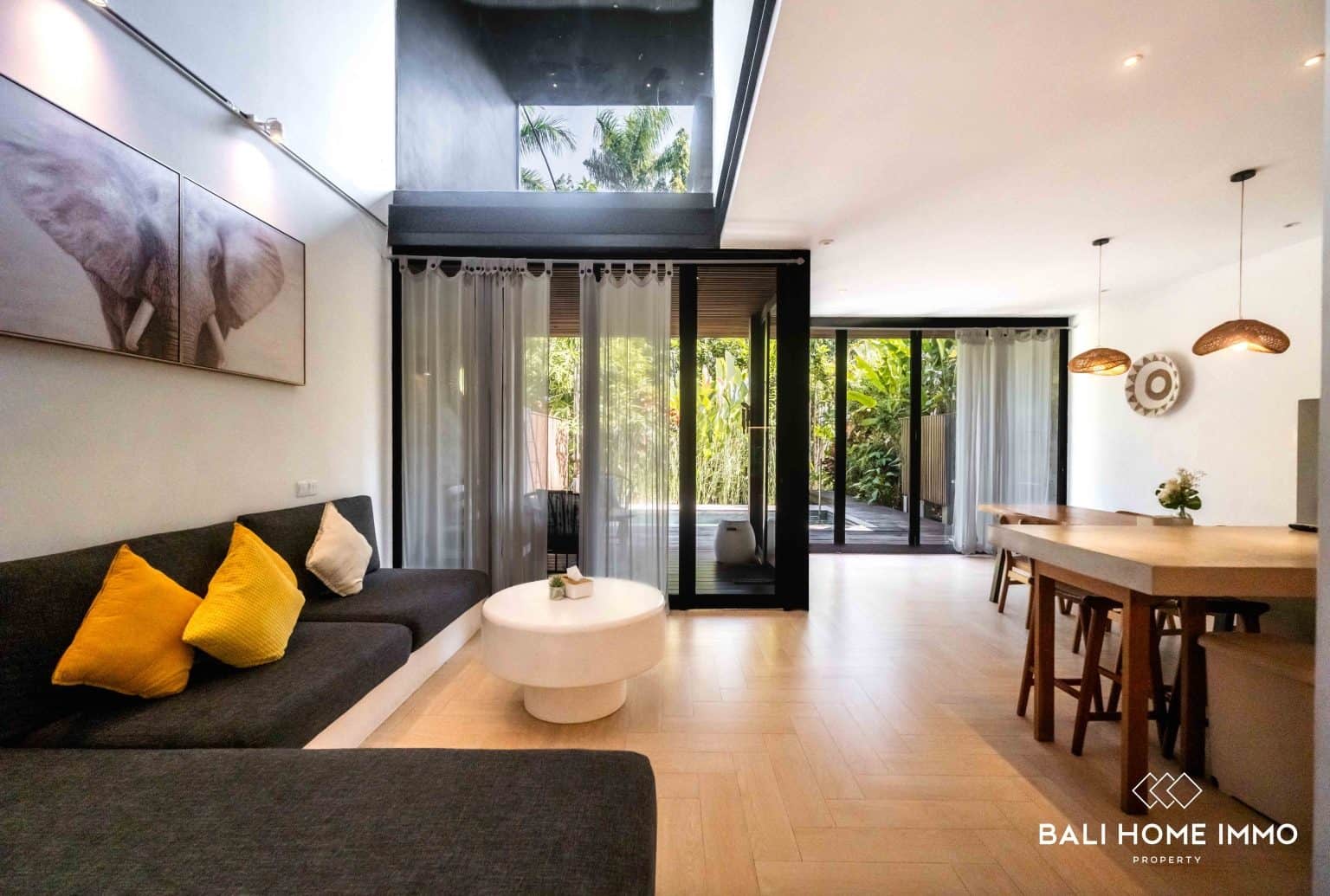 4-bedroom freehold villa in Canggu — photo 2 of 5