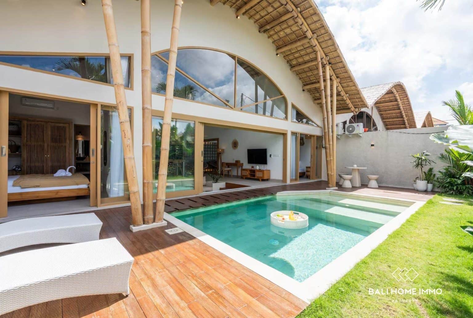 Charming 2 Bedroom Villa for Leasehold Sale in Umalas Bali