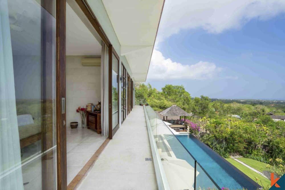 3-bedroom freehold villa in Bingin — photo 2 of 5