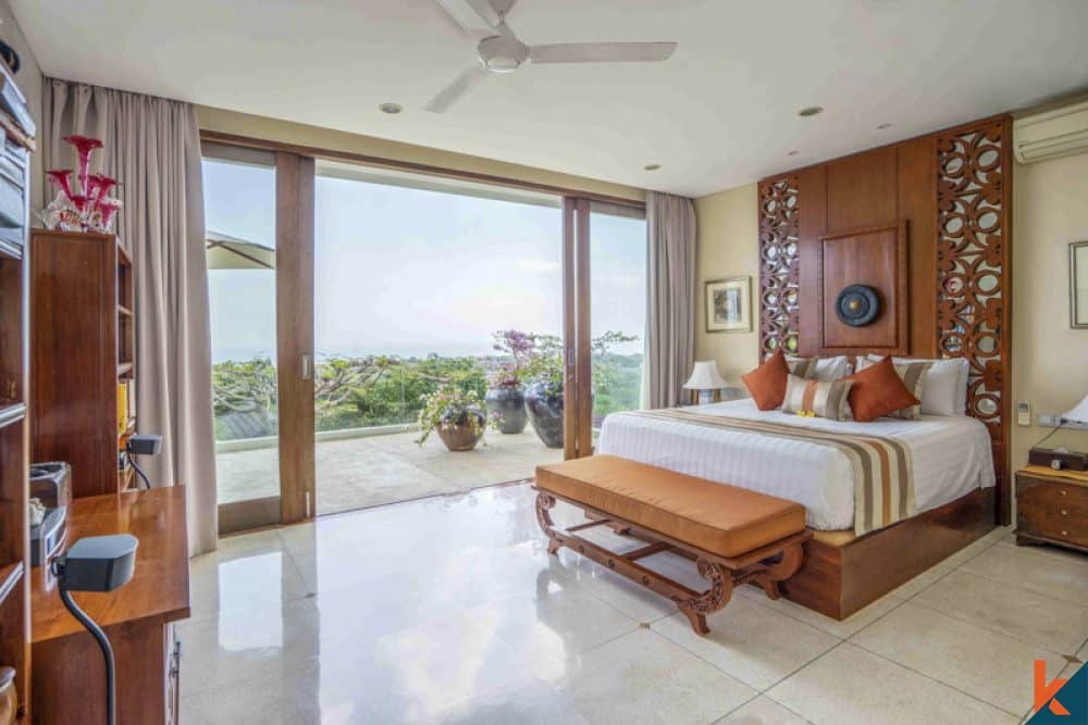 3-bedroom freehold villa in Bingin — photo 3 of 5