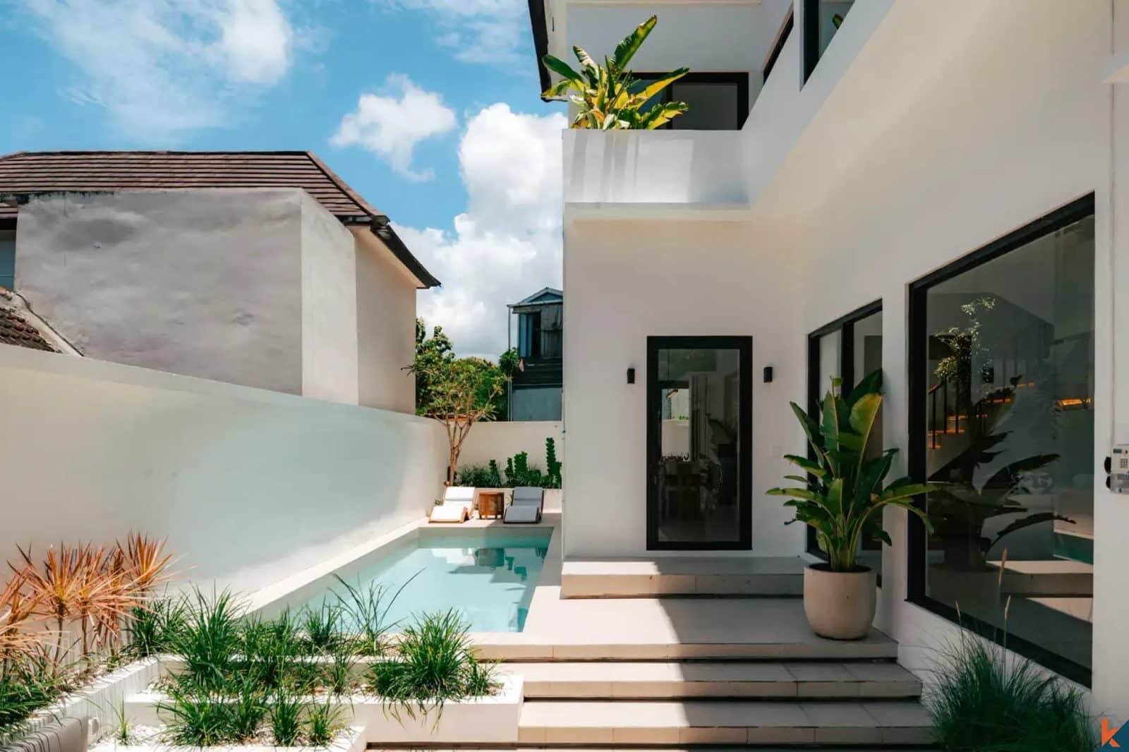 Modern two bedroom Mediterranean influenced property for sale in Melasti
