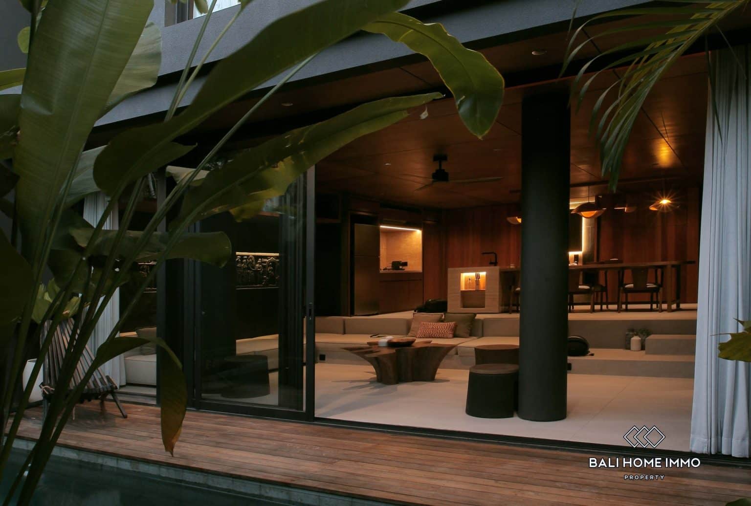 Modern Villa 2 kamar dijual di Bali Berawa - RF3204B