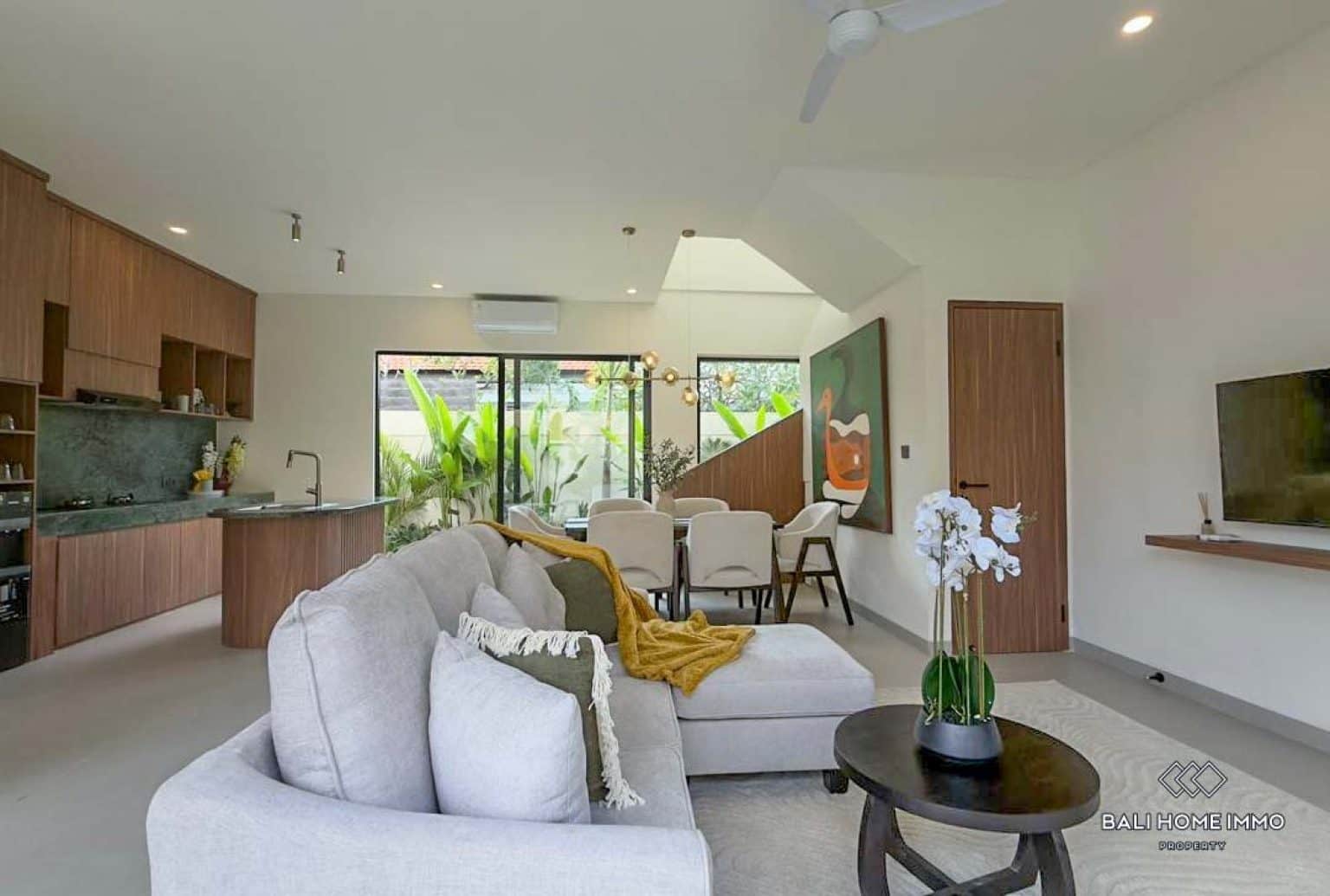 3-bedroom leasehold villa in Canggu — photo 4 of 5
