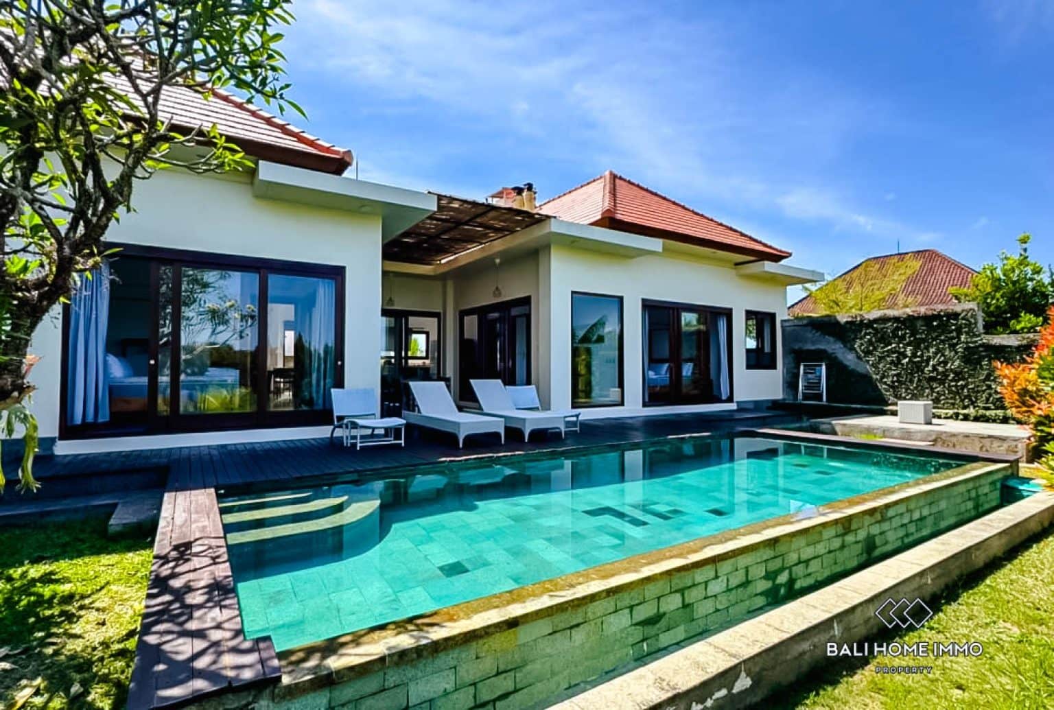 3 Bedrooms Family Villa with Ricefields view for sale in, pejeng Ubud