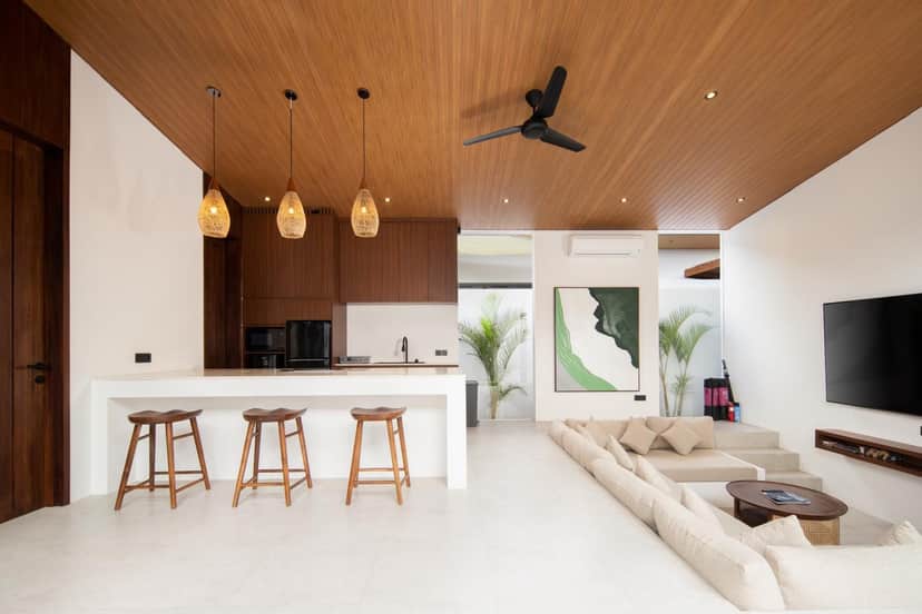 3-bedroom freehold villa in Kuta (Lombok) — photo 2 of 5