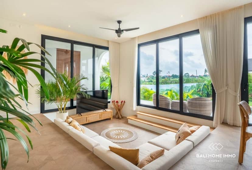 5-bedroom leasehold villa in Canggu — photo 2 of 5