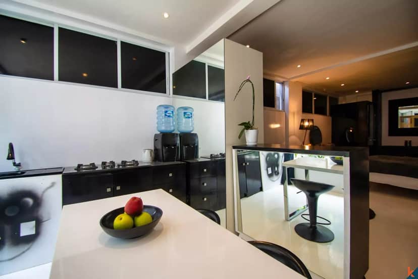 1-bedroom leasehold apartment in Seminyak — photo 2 of 5