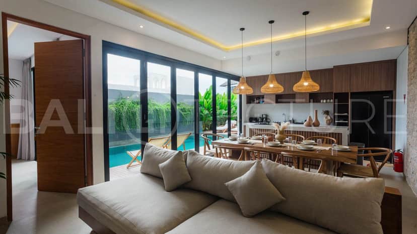 4-bedroom leasehold villa in Canggu — photo 4 of 5