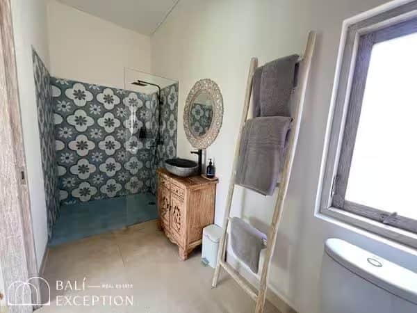 4-bedroom leasehold villa in Canggu — photo 4 of 5