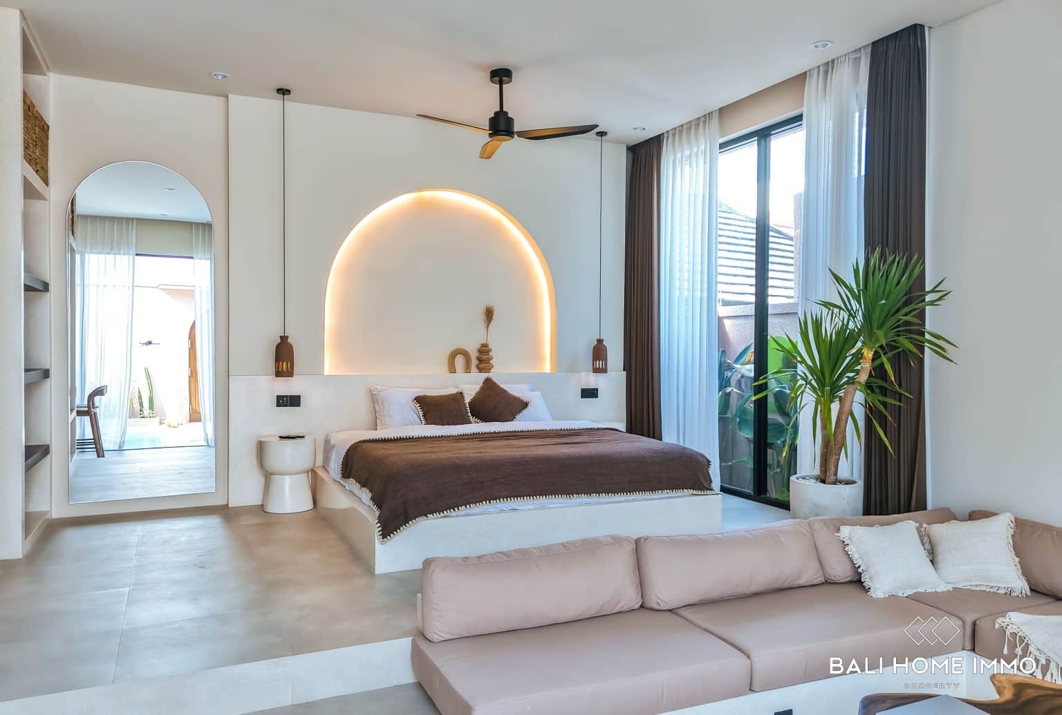 Modern Mediterranean 1-Bedroom Villa for Sale in Ungasan