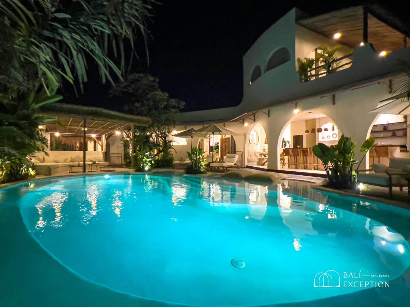 Ricefield View 4 Bedroom Villa for Sale Leasehold in Umalas