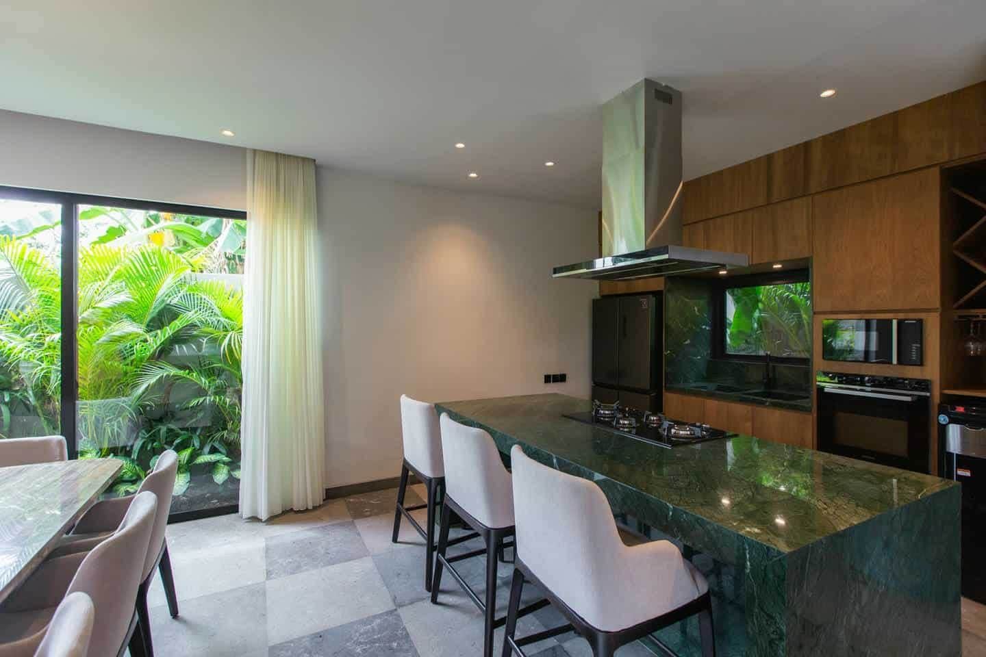 4-bedroom leasehold villa in Buduk/Mengwi — photo 4 of 5
