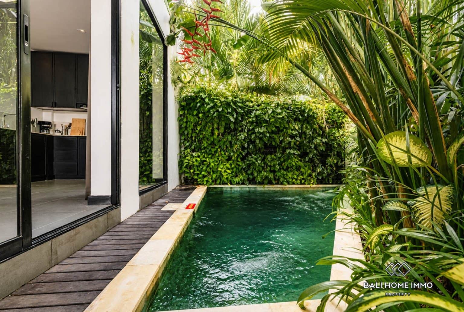 4 Bedrooms Villa for Sale and Rental in Umalas Residential side