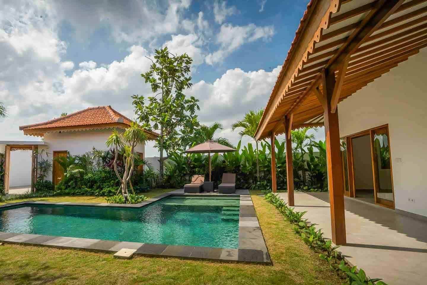 Tropical 3 Bedroom Villa for Sale Leasehold in Munggu