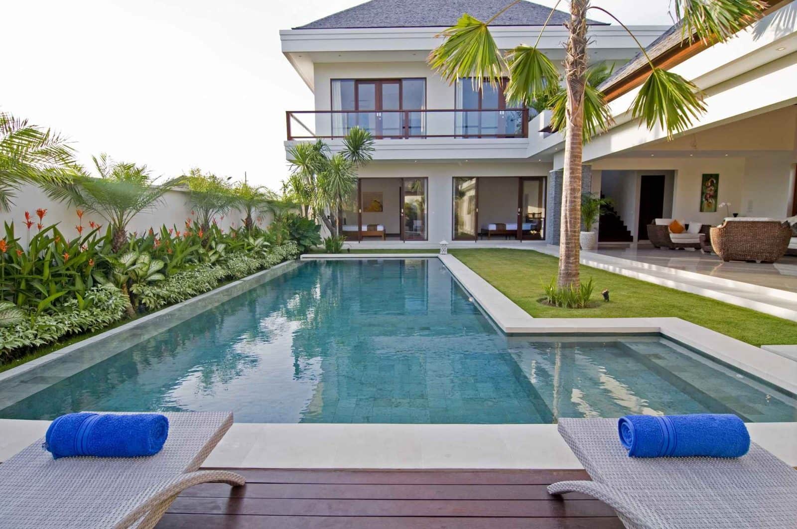 4-bedroom freehold villa in Canggu — photo 4 of 5