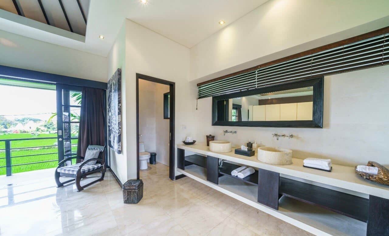 4-bedroom leasehold villa in Canggu — photo 4 of 5