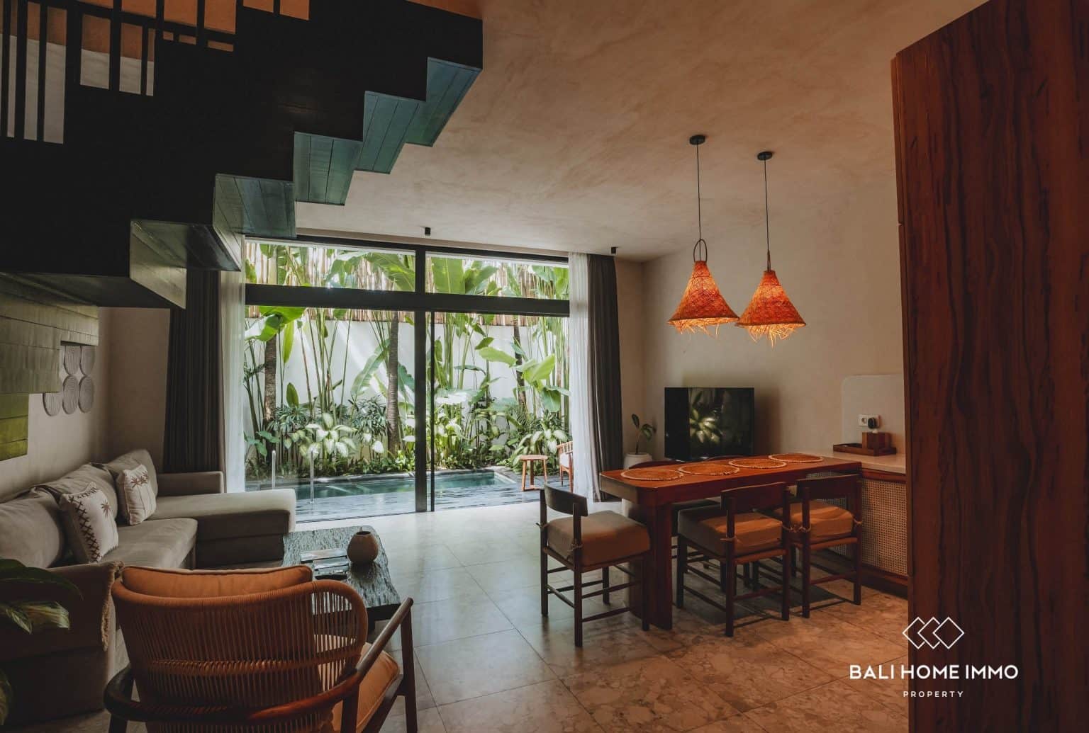 2-Bedroom Villa for Sale and Rent in a Complex in Berawa Beachside