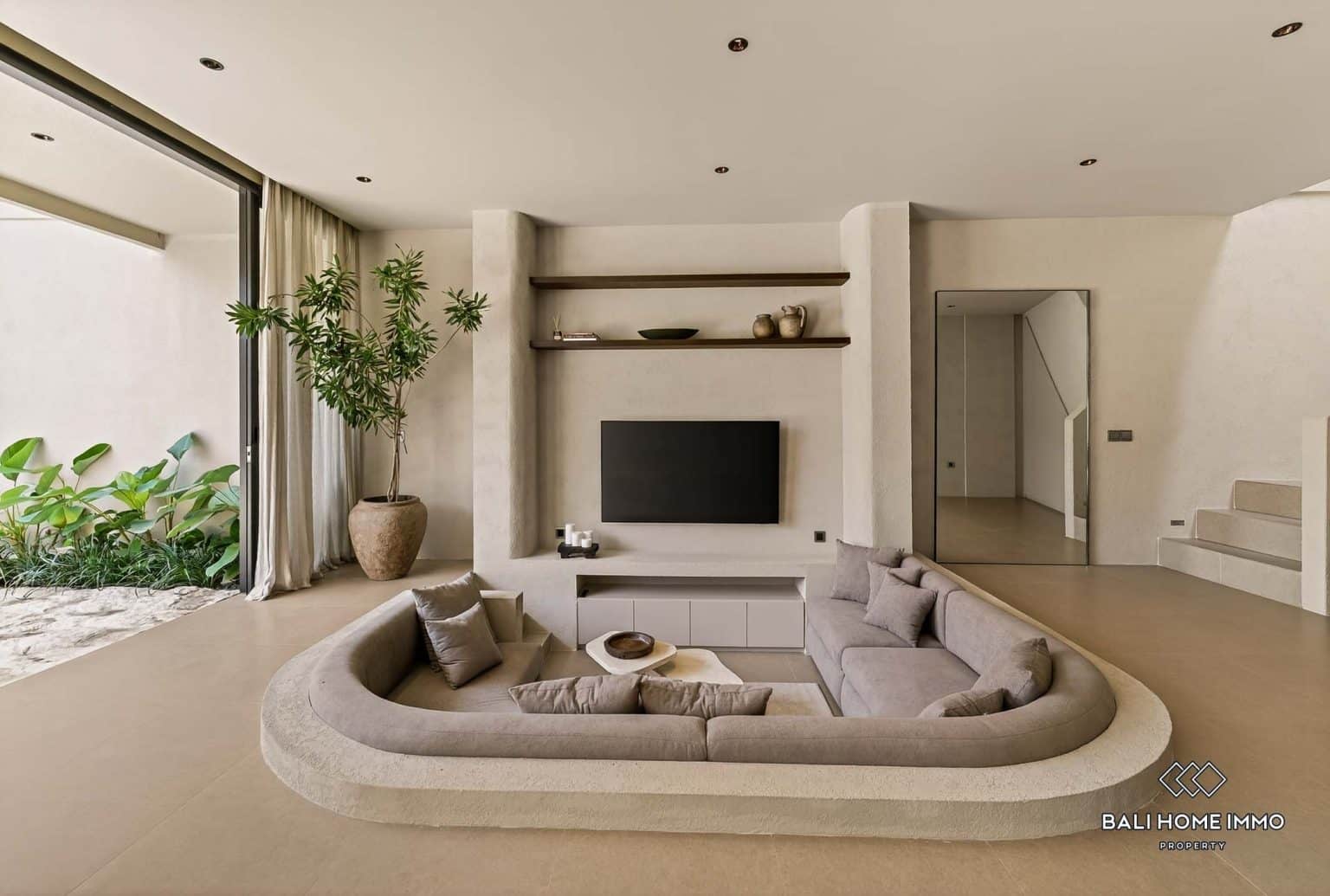 3-bedroom leasehold villa in Canggu — photo 2 of 5