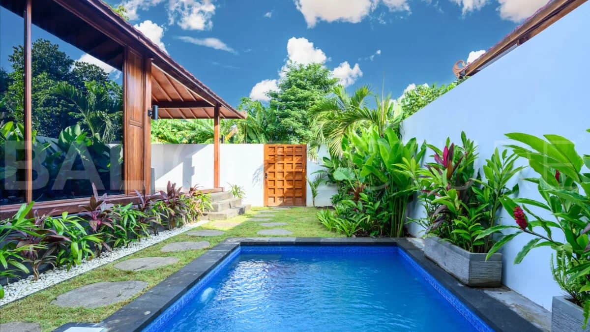 Wooden Classic 2 Bedroom Brand New Villa for Sale in Ungasan