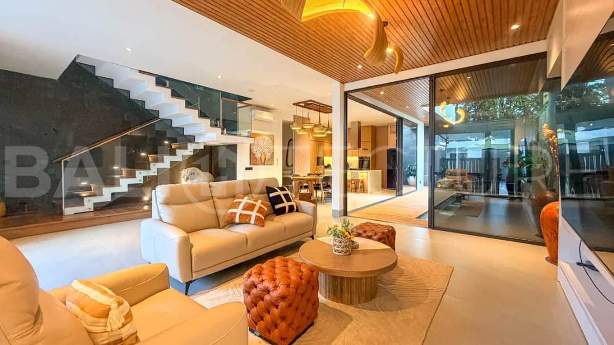 3-bedroom freehold villa in Seminyak — photo 3 of 5