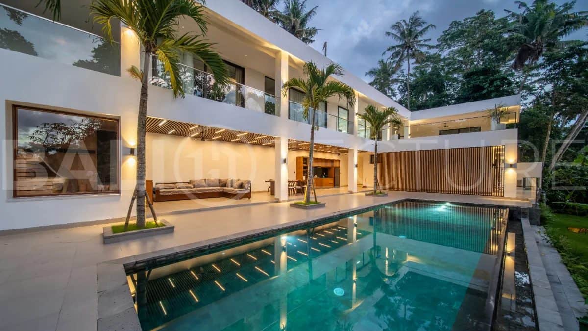 Contemporary Jungle View Villa Retreat for Sale in Pejeng Ubud