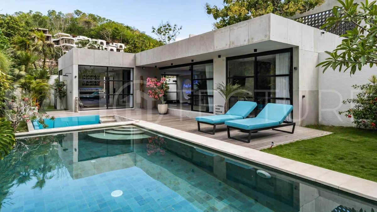Modern 2BR Villa in Prime Bingin Location Close to Cafes and Beaches