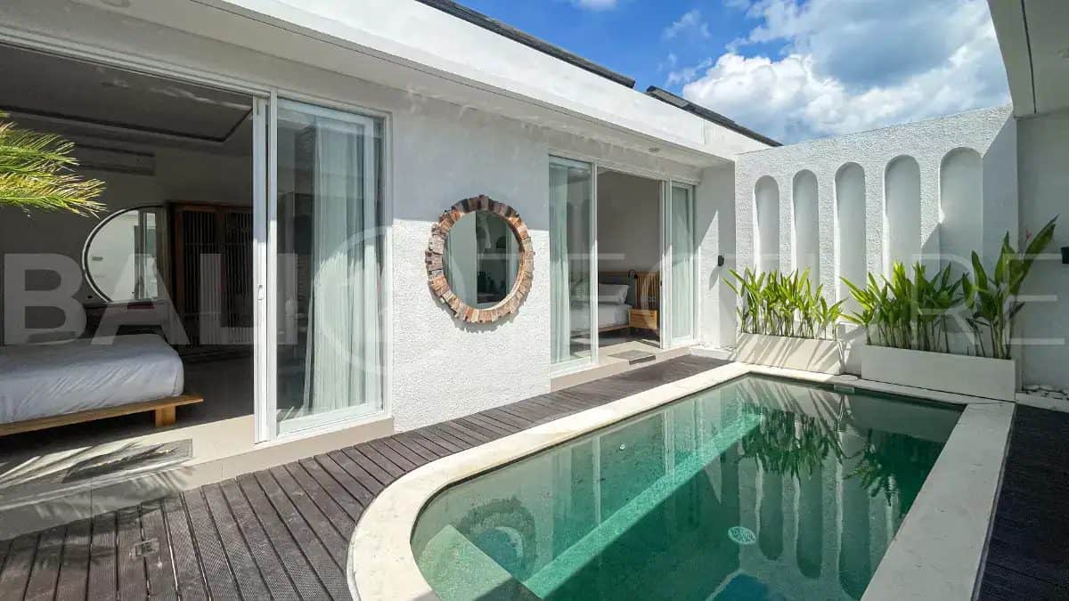 Cozy 2 Bedroom Villa for Sale in Seminyak Bali