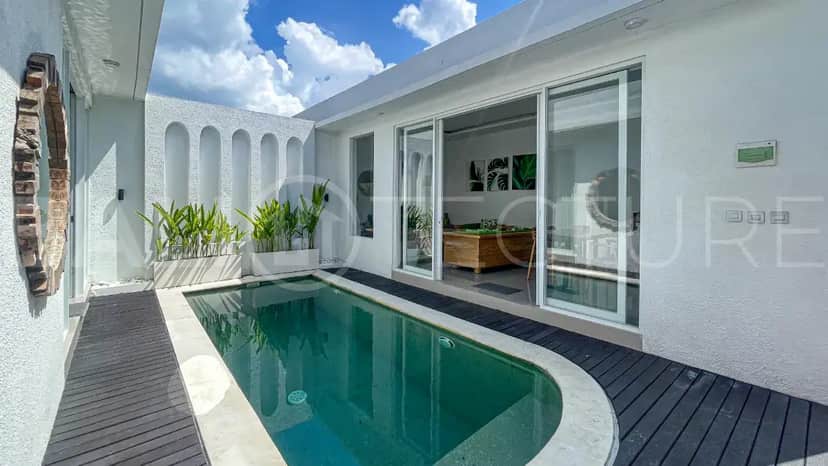 2-bedroom leasehold villa in Seminyak — photo 2 of 5