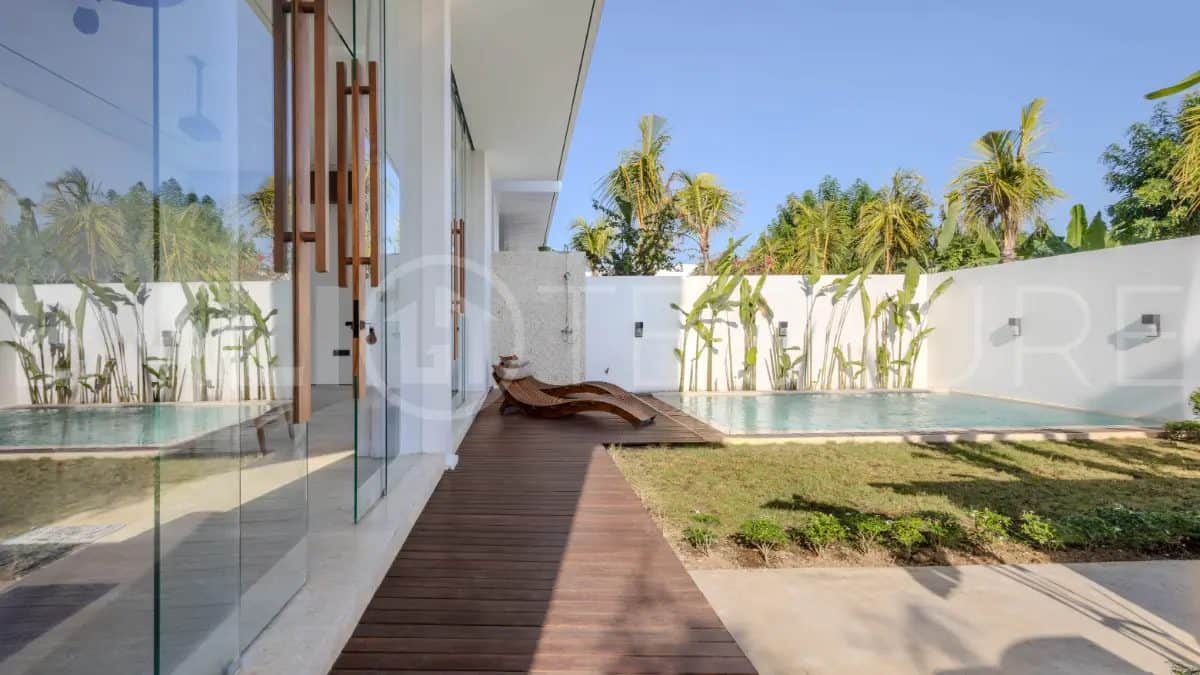 Contemporary 3BR Villa with Rooftop and Ocean Views in Ungasan