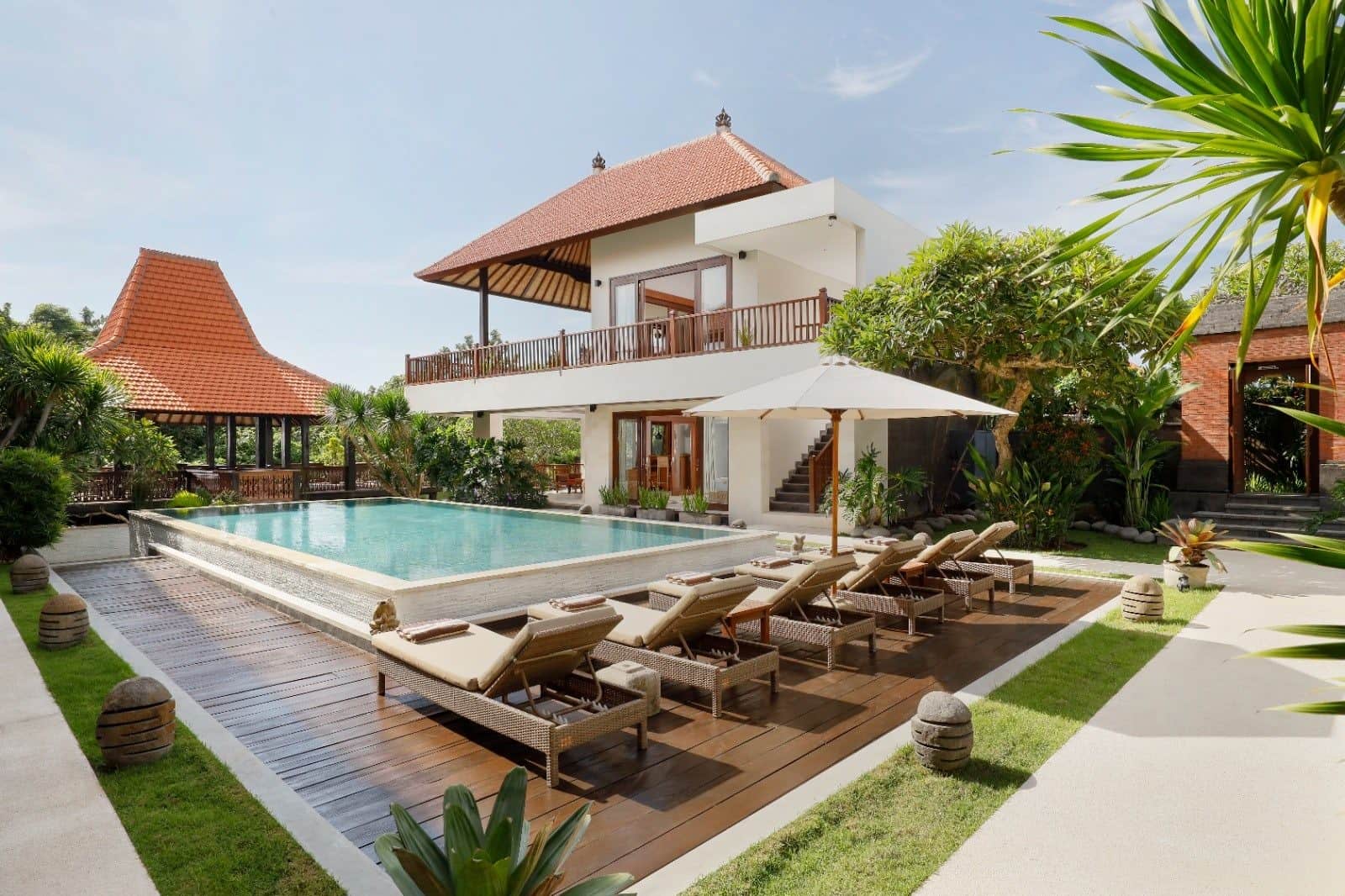 9 Bedrooms Stunning Luxury Villa In Prime Area Canggu