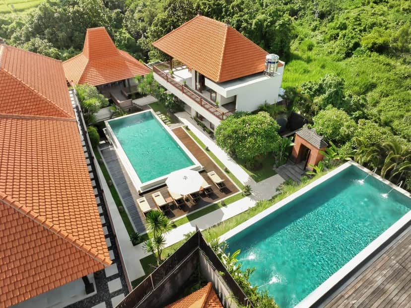 9-bedroom leasehold villa in Canggu — photo 2 of 5