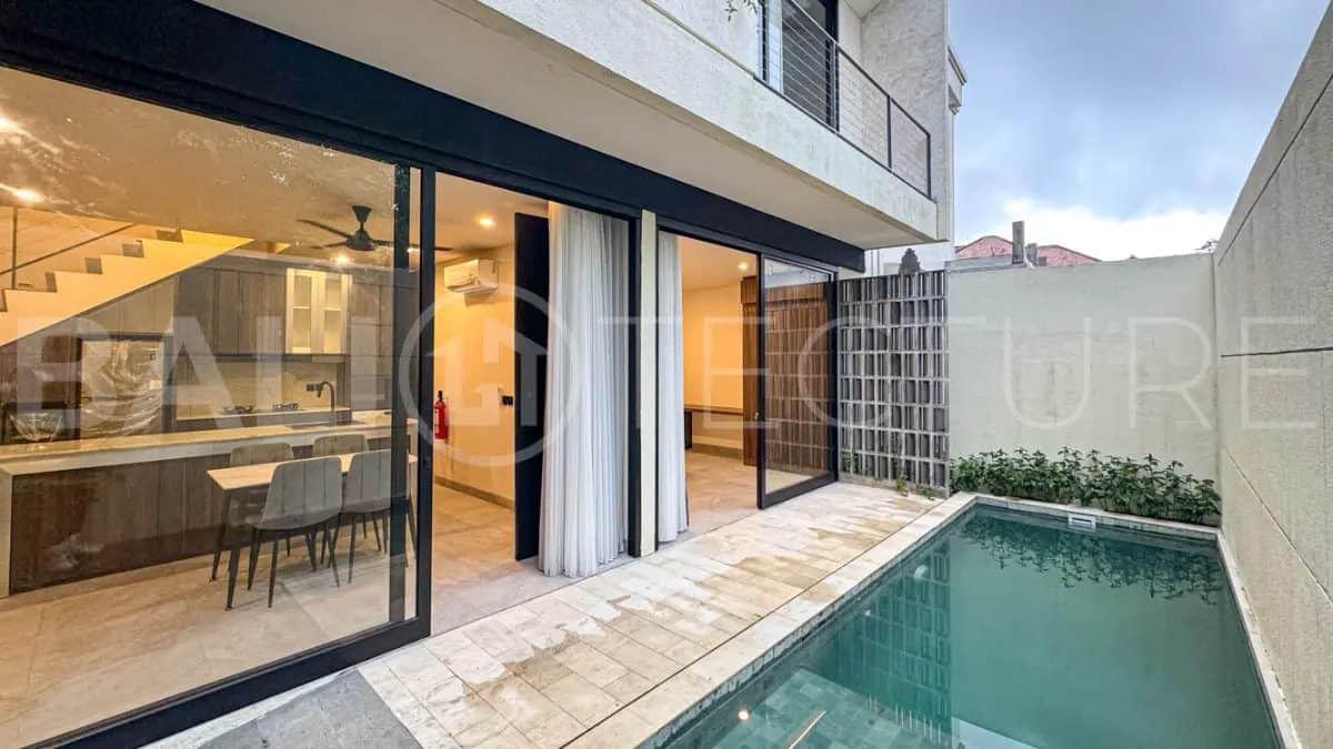 3-bedroom freehold villa in Kerobokan — photo 2 of 5