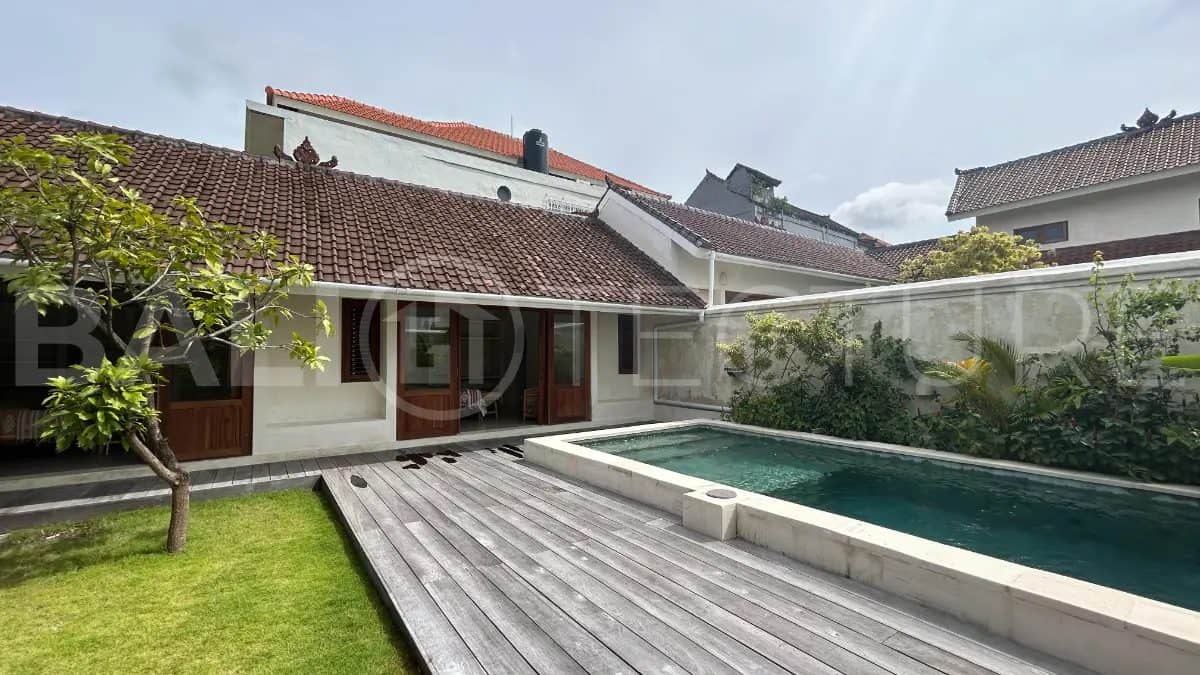 3-bedroom leasehold villa in Kerobokan — photo 2 of 5