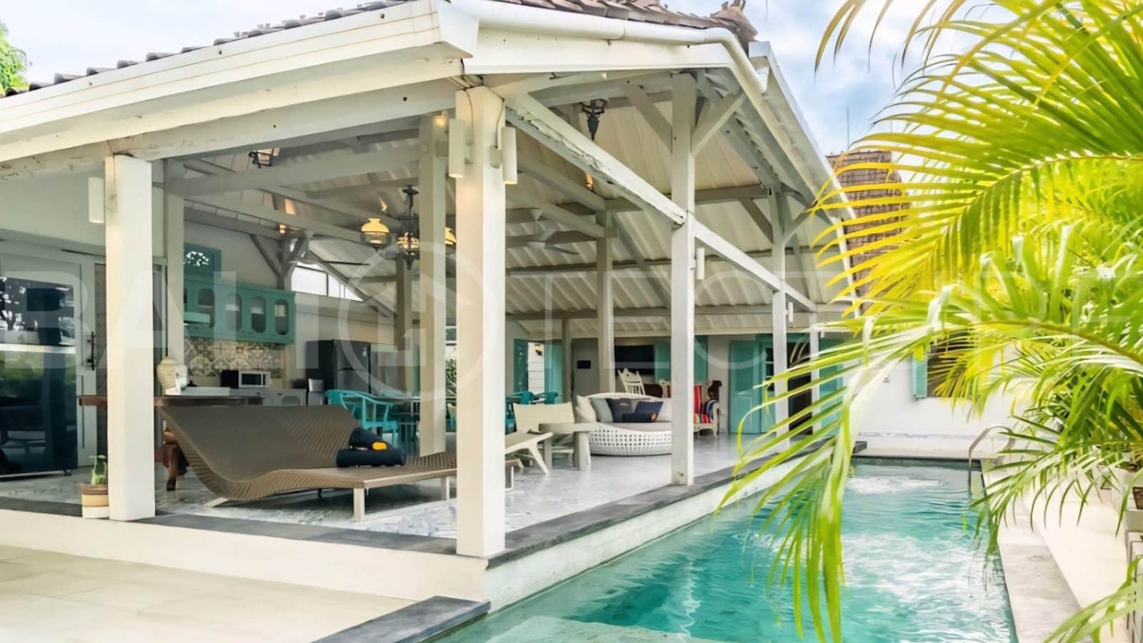 3-bedroom freehold villa in Canggu — photo 2 of 5